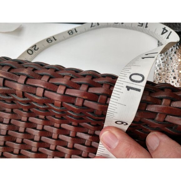 Talbots Brown Woven Leather Crossbody Bag With Adjustable Strap & Gold Hardware - Picture 4 of 10